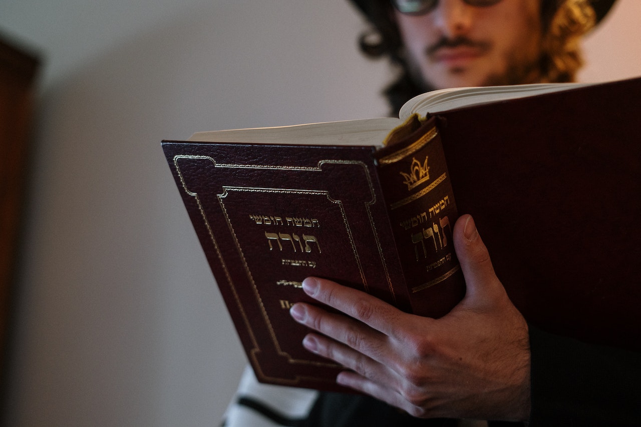 INTRODUCCIÓN AL HEBREO BÍBLICO